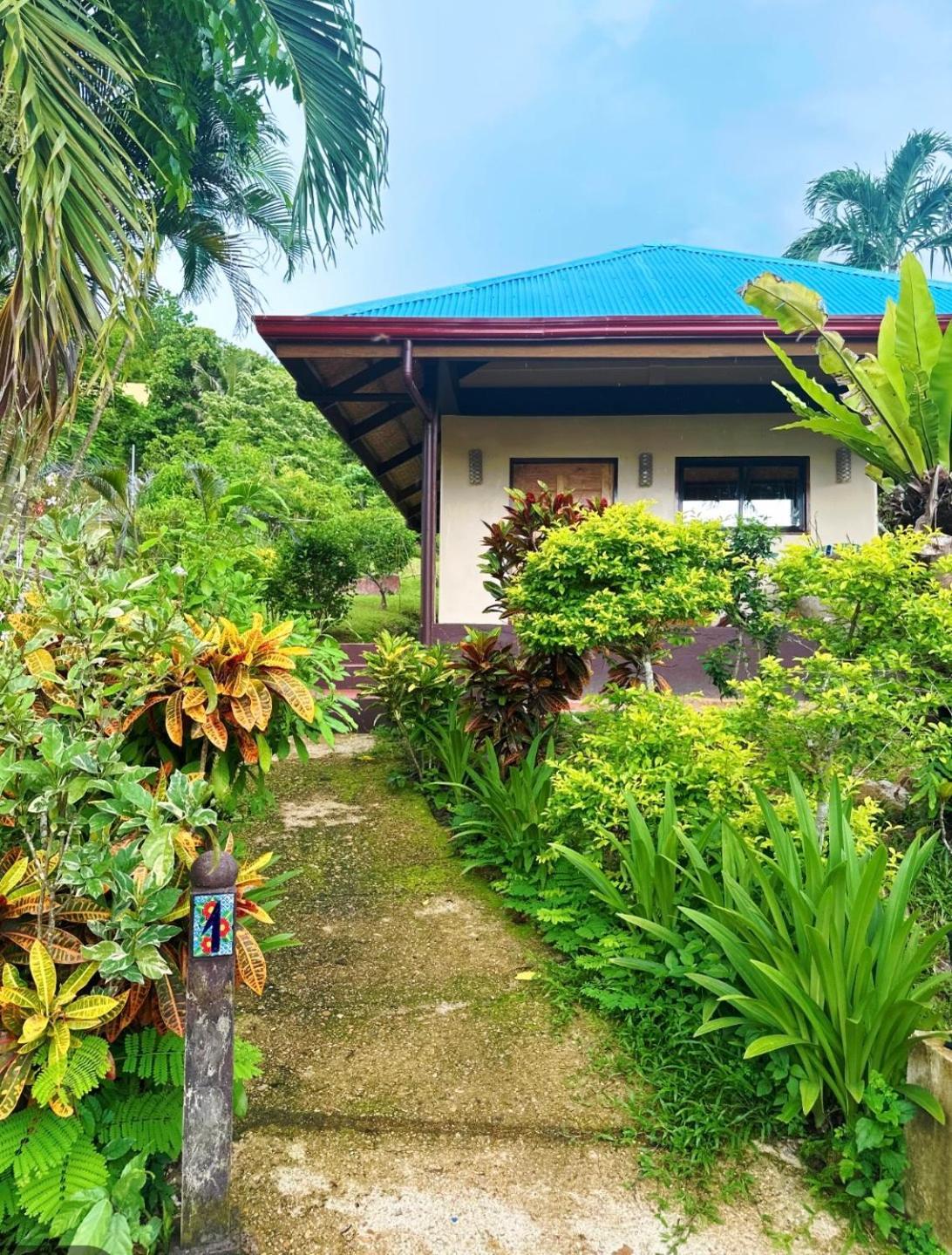 Casa Rosa Inn And Restaurant Taytay  Exterior photo